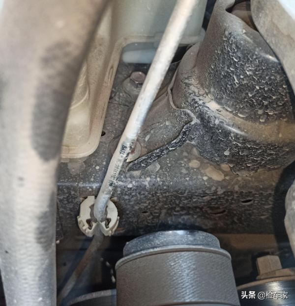 車身撞稀碎，這輛本田飛度換個馬甲賣6萬？車主：不退車就法庭見