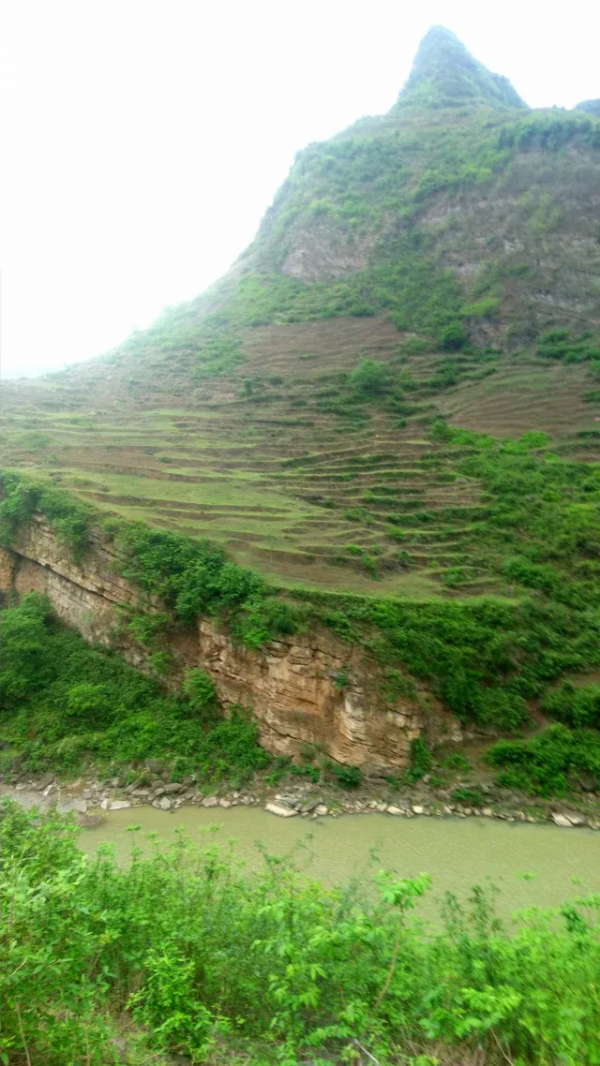 一日跨三省,步行在春天 一日跨三省,步行在春天