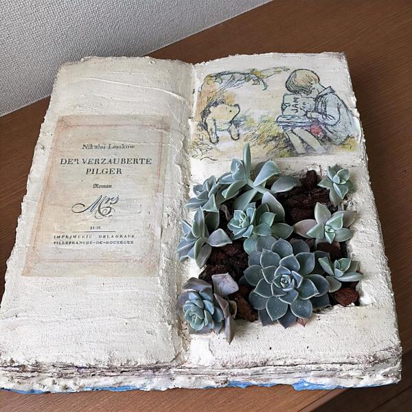 用水泥做 DIY 的材料,製作出來的飾品,可以用到室內裝飾上 用水泥做 DIY 的材料,製作出來的飾品,可以用到室內裝飾上