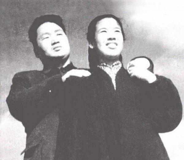 1957年毛主席去看望兒子，閒聊間毛岸青想到一事：爸爸你說怪不怪