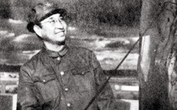 抗戰時期，我軍有多少人佩戴國軍少將以上軍銜？誰的級別最高？