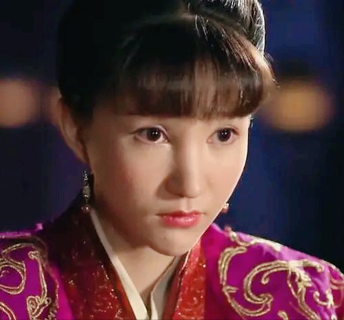 《甄嬛傳》沒火前演員在幹嘛?眉姐姐演抗日神劇,安陵容演紅樓夢 《甄嬛傳》沒火前演員在幹嘛?眉姐姐演抗日神劇,安陵容演紅樓夢