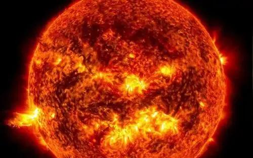 太陽活動減弱60%,10年後或進入休眠期,地球會迎來冰河期嗎? 太陽活動減弱60%,10年後或進入休眠期,地球會迎來冰河期嗎?