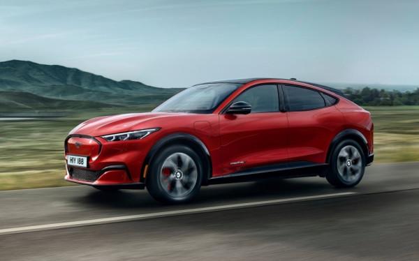 試駕福特電動野馬，福特Mustang Mach E還是當年的野馬嗎？