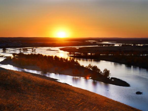 阿爾山的秋天，風景如畫，旖旎怡然，這才是秋天該有的樣子