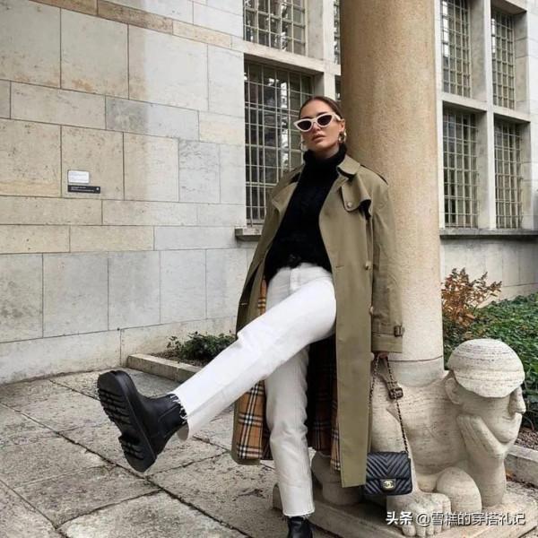 今秋火了一種穿搭，叫“風衣+煙管褲”，時髦顯瘦，誰穿誰美