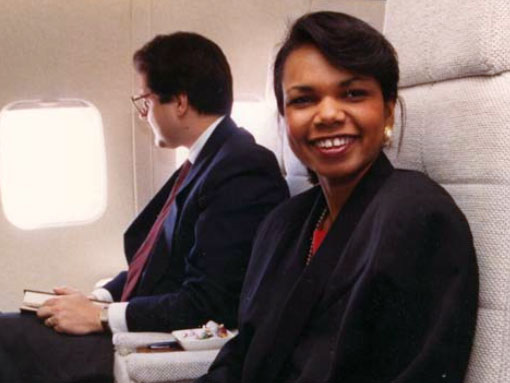 賴斯：卡扎菲的心中女神，小布什的紅顏知己，她憑的是什麼？