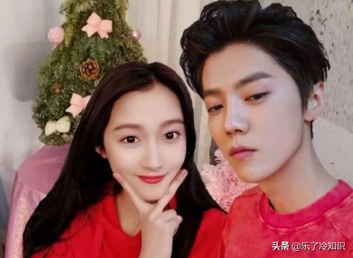 關曉彤“真人”長啥樣？素顏好漂亮，難怪鹿晗想娶回家