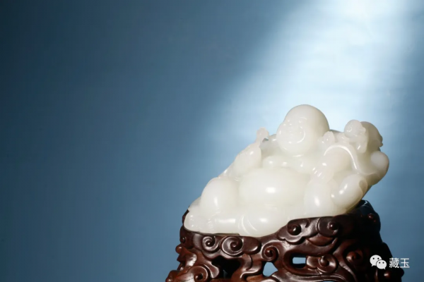 動輒幾百上千萬!這個時代,誰在囤和田玉? 動輒幾百上千萬!這個時代,誰在囤和田玉?