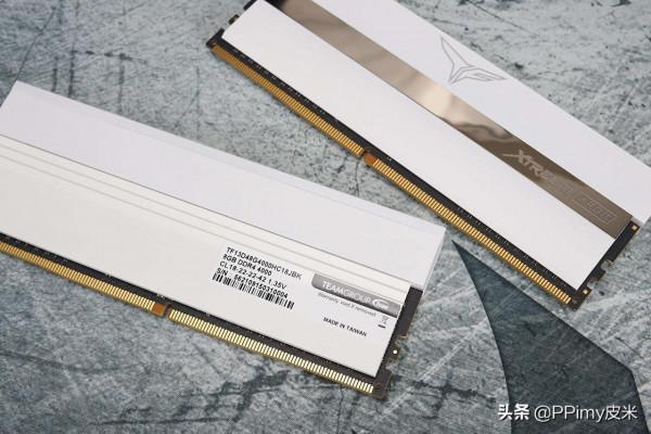記憶體界的顏值巔峰:十銓 夢境DDR4-4000 RGB記憶體 記憶體界的顏值巔峰:十銓 夢境DDR4-4000 RGB記憶體