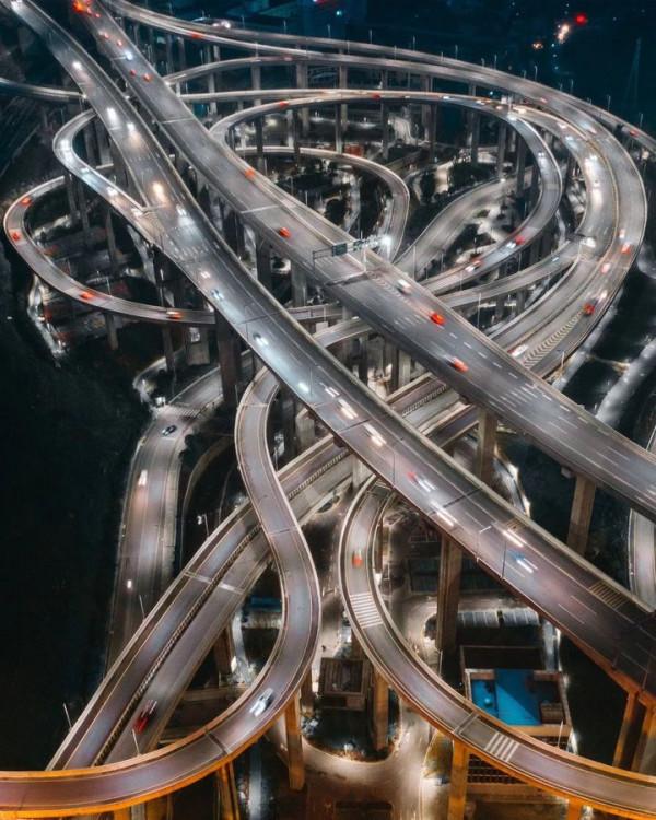 貴州，不僅有純天然美貌，還有些魔幻建築…