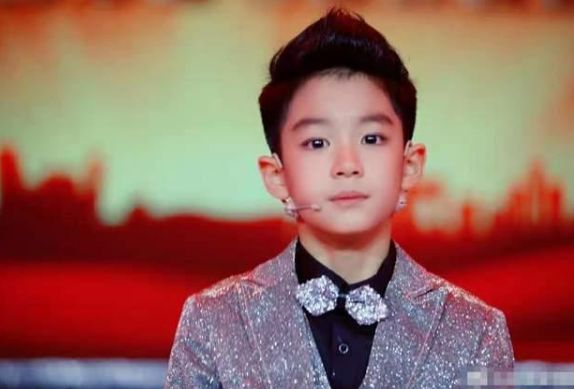 一點都不浪費爹媽基因：這些星二代個個長得古靈精怪，活潑又好看