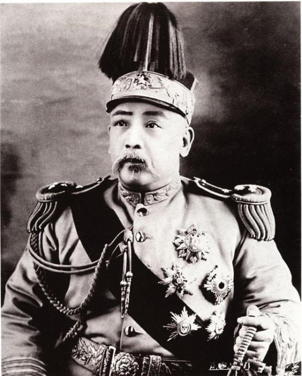 曹錕賄選總統,四姨太劉鳳瑋瞧不上,帶兒子離開:以後倒黴別找我 曹錕賄選總統,四姨太劉鳳瑋瞧不上,帶兒子離開:以後倒黴別找我