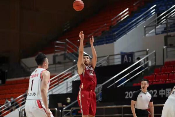 季前賽大勝廣東,山西球迷:我們是冠軍 季前賽大勝廣東,山西球迷:我們是冠軍