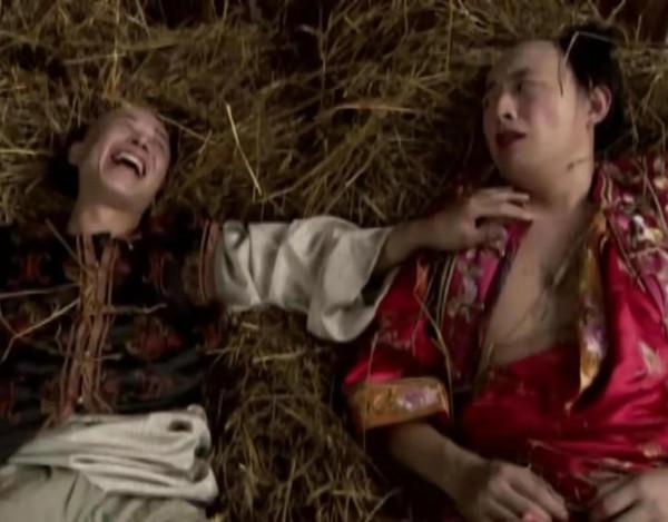 童年回憶《格格要出嫁》太后下嫁成洗腳婢，皇帝娶不到女主要出家