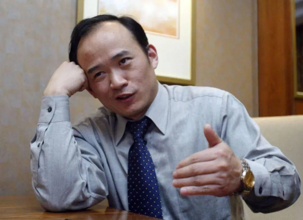 輸光20億,被跨國通緝!湖北首富,竟倒在了“賭”上? 輸光20億,被跨國通緝!湖北首富,竟倒在了“賭”上?