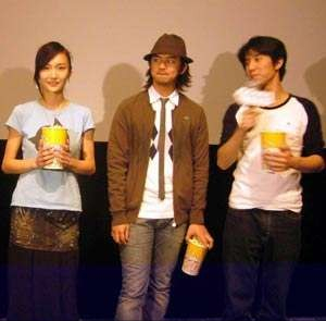 牛萌萌“幻滅史”,她的故事遠比你想得更“毀三觀” 牛萌萌“幻滅史”,她的故事遠比你想得更“毀三觀”