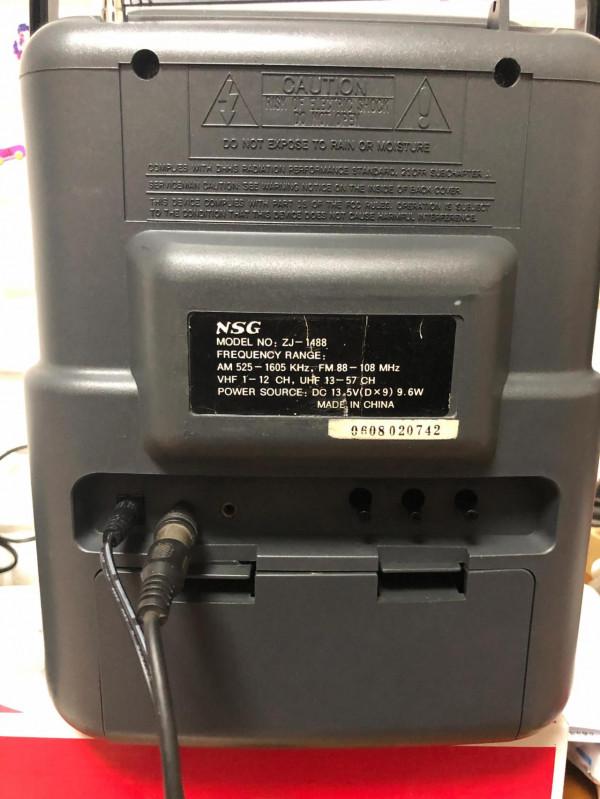 黑白電視機的天花板三用一體機