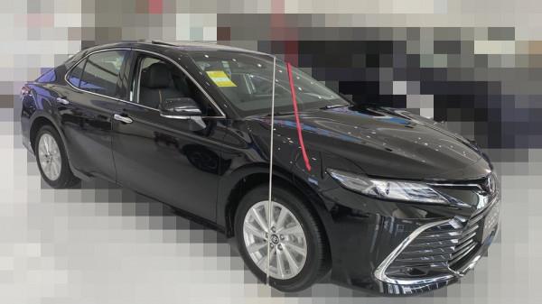 不愁賣的豐田凱美瑞，年前還多降3千元，全款買正合適？