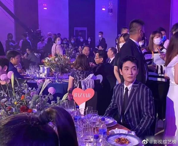 芭莎慈善夜:楊冪,宋茜,baby,陳偉霆,楊洋,朱一龍,周深 芭莎慈善夜:楊冪,宋茜,baby,陳偉霆,楊洋,朱一龍,周深