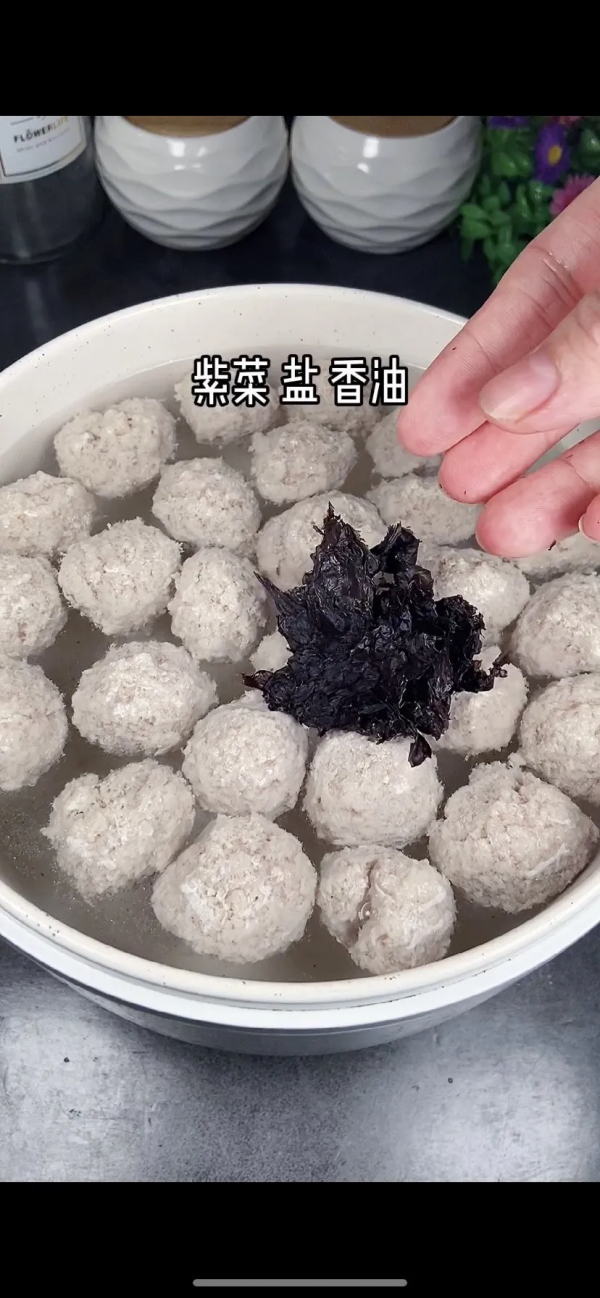 這個季節一定要給孩子多喝這道紫菜肉丸湯,補鐵又補鈣 這個季節一定要給孩子多喝這道紫菜肉丸湯,補鐵又補鈣