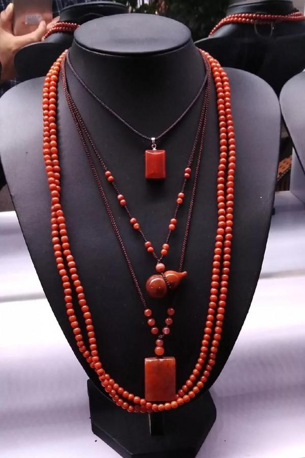 我愛南紅瑪瑙,我愛這中國紅 我愛南紅瑪瑙,我愛這中國紅