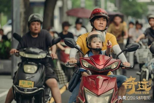 春節檔票房榜Top5：《奇蹟·笨小孩》排在第四，你在看哪一部？