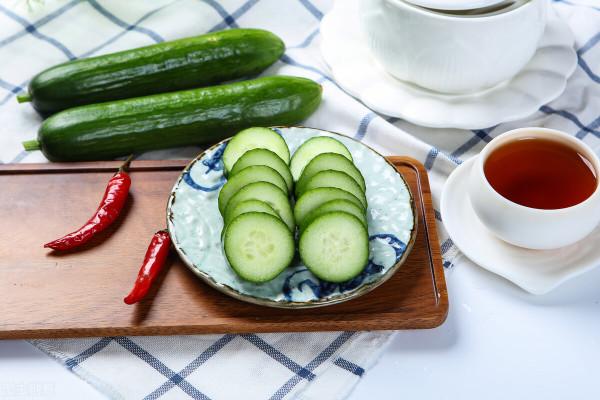 分享挑選黃瓜的小妙招,瞭解3個方面,選出脆爽可口的黃瓜 分享挑選黃瓜的小妙招,瞭解3個方面,選出脆爽可口的黃瓜