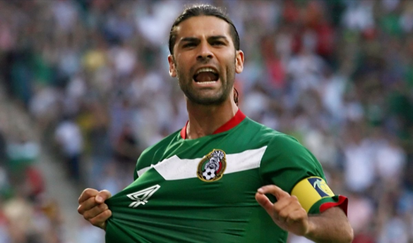 “青蛙王子”與“花蝴蝶”:中北美霸主墨西哥足球歷史最佳11人 “青蛙王子”與“花蝴蝶”:中北美霸主墨西哥足球歷史最佳11人