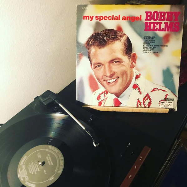 聖誕歌曲大戰，新的奪冠潛力股誕生