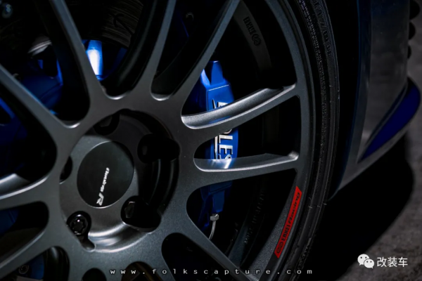 5萬塊就能拿下女士精品一手大眾R36?還真不是夢 5萬塊就能拿下女士精品一手大眾R36?還真不是夢