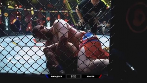 比小鷹vs嘴炮更危險的賽場群毆，連看熱鬧的觀眾都捱揍了