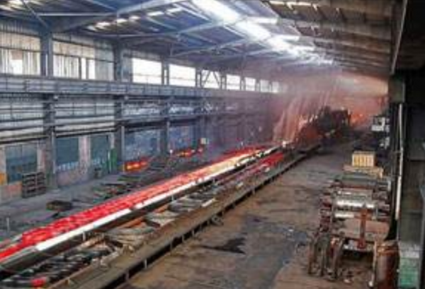 父親遇刺，22歲的他回國拒絕繼承百億家產，爺爺：不是你能做主的