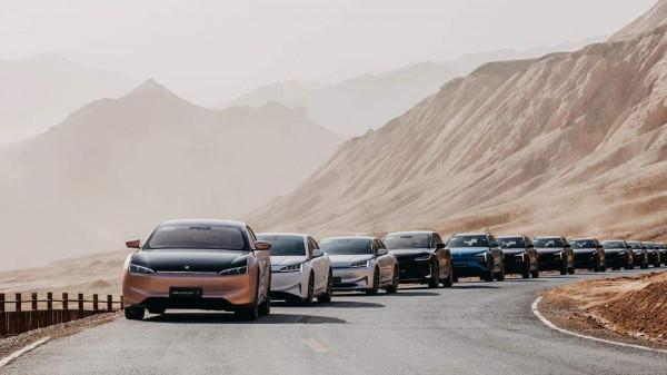 坦克300火到停產 賽那一直加價！今年這些大事不得不看