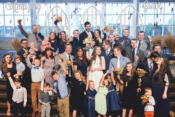 美國60後夫妻21年生下19個娃，現已有21個孫輩，這下養老不用愁了