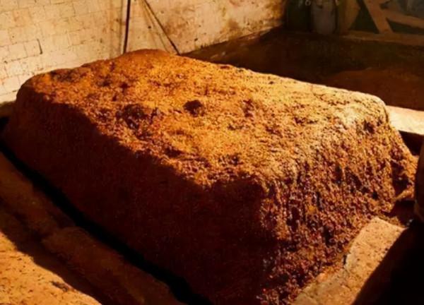 超市兩款“憋屈”酒,都是不新增1滴香精的好酒,卻因低價被嫌棄 超市兩款“憋屈”酒,都是不新增1滴香精的好酒,卻因低價被嫌棄