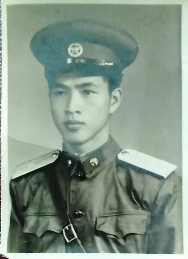訪問抗美援朝老兵林增煊 作者：張開喜