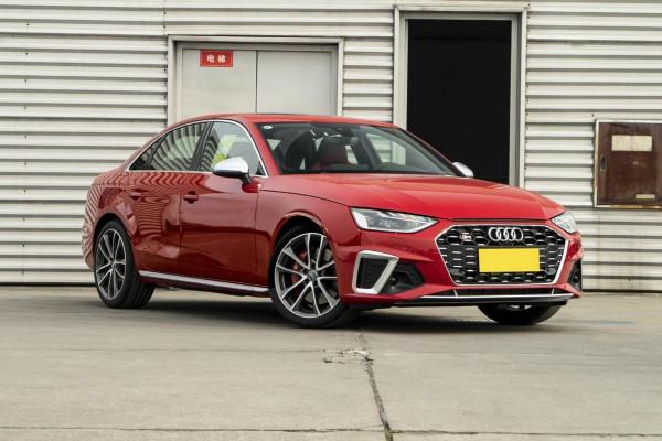 奧迪推出的“良心”效能車，40來萬配V6發動機，軸距2826mm空間足