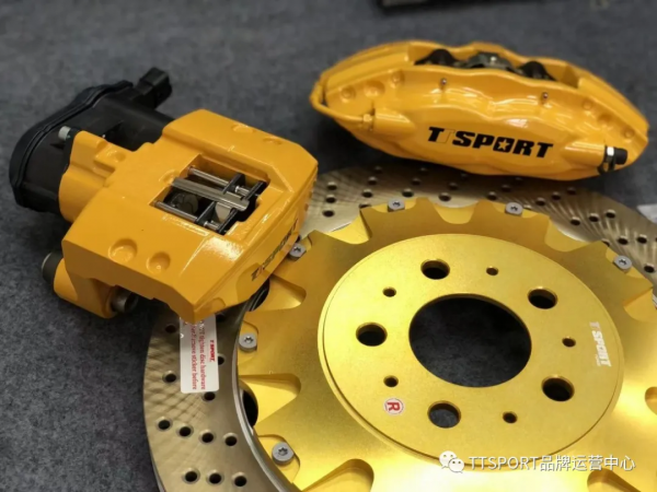 特斯拉Model Y升級TTSPORT前六後四雙卡鉗套裝