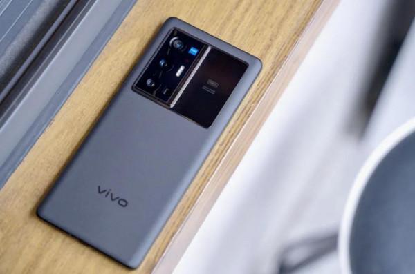 熬夜整理！2021各價位段“機皇”推薦，這4款手機可以放心買