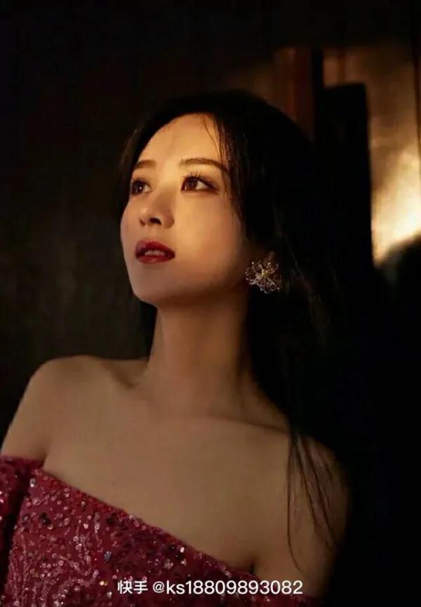 女星集圖：趙麗穎