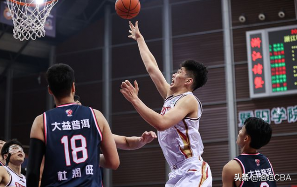 CBA三訊息：最佳新秀頭銜已定，弗格近兩日歸隊，探花秀終於開張