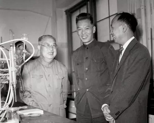 1947年,蔣英給乾哥錢學森介紹物件,錢學森卻向她表白:跟我出國 1947年,蔣英給乾哥錢學森介紹物件,錢學森卻向她表白:跟我出國