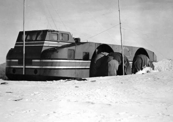 1939年,美國人建17米長巨無霸探險南極,結果丟了 1939年,美國人建17米長巨無霸探險南極,結果丟了