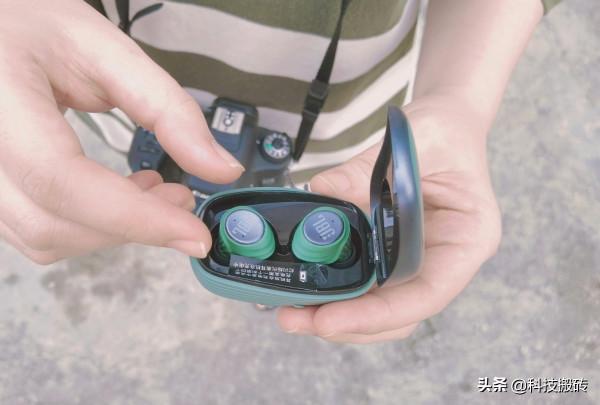 二次購買，哈曼聲學調校+無耳翼設計，JBL X600TWS果然沒讓我失望