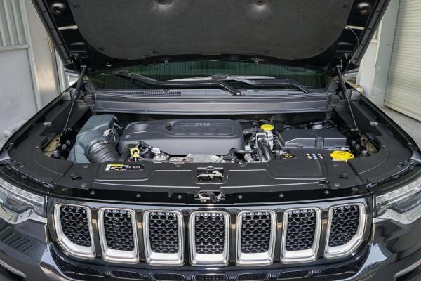 空間大、動力強，9擋變速帶四驅，JEEP大指揮官，會是你的菜嗎？