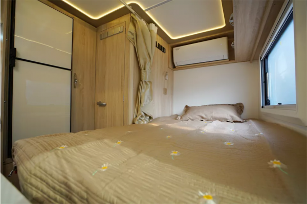 商務範十足 實用性拉滿 2022款中意旅行家商務版