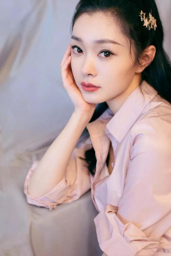 宋軼看起來好乖啊 宋軼看起來好乖啊