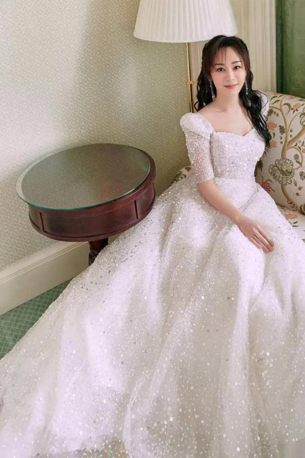 寶藏女孩楊紫美圖｜倪萍：《女心理師》楊紫是個很有魅力的演員