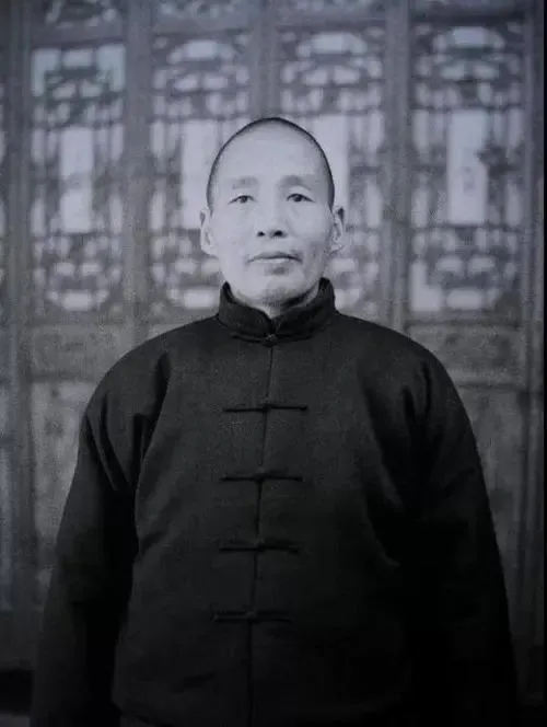 1949年，四川仍有90萬敵軍易守難攻，劉文輝和鄧錫侯為何起義？